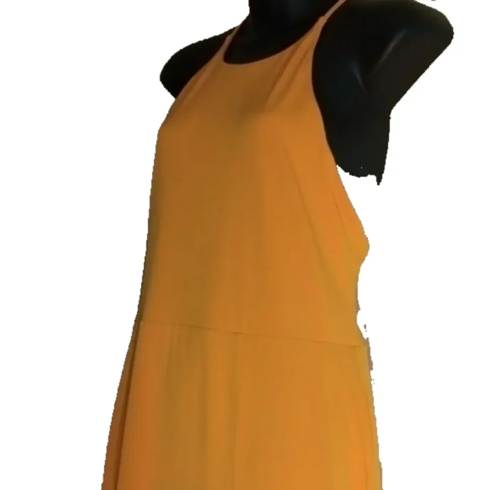 Express golden yellow maxi dress. Size medium. Beautiful color for Summer. - Picture 4 of 11